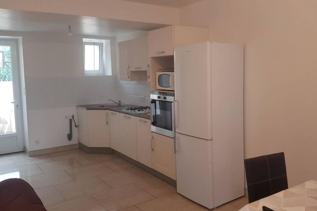 Maison De Bourg Avec Exterieur. Grez-en-Bouere Luaran gambar